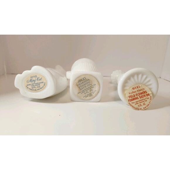 Lot of 6 Vintage Avon Milk Glass Perfume Bottles + Powder Dish Vanity Set - Picture 6 of 10